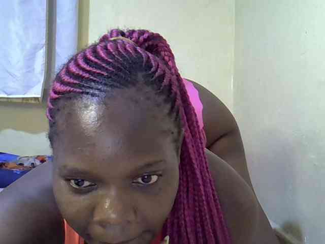 Sweet-Tiffany webcam