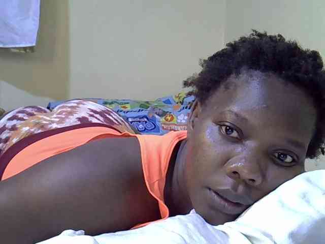 Sweet-Tiffany webcam