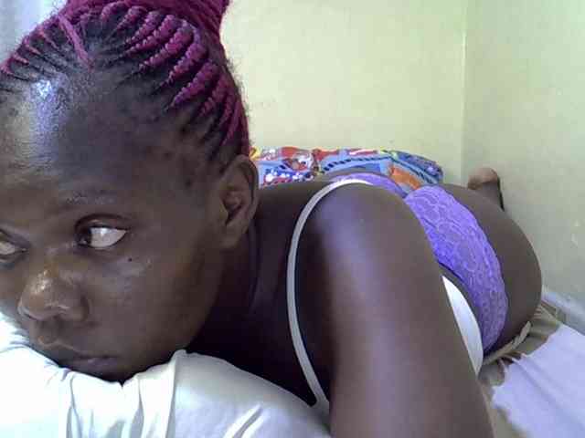 Sweet-Tiffany webcam