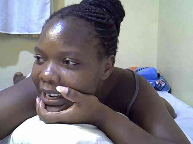 Sweet-Tiffany webcam