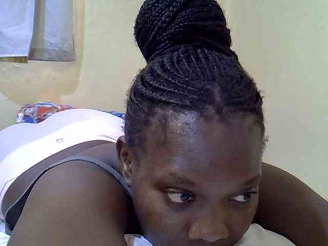 Sweet-Tiffany webcam