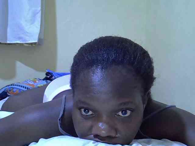 Sweet-Tiffany webcam