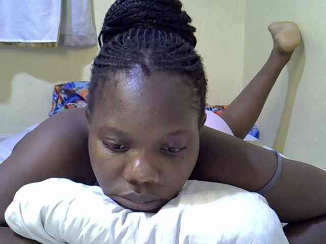 Sweet-Tiffany webcam