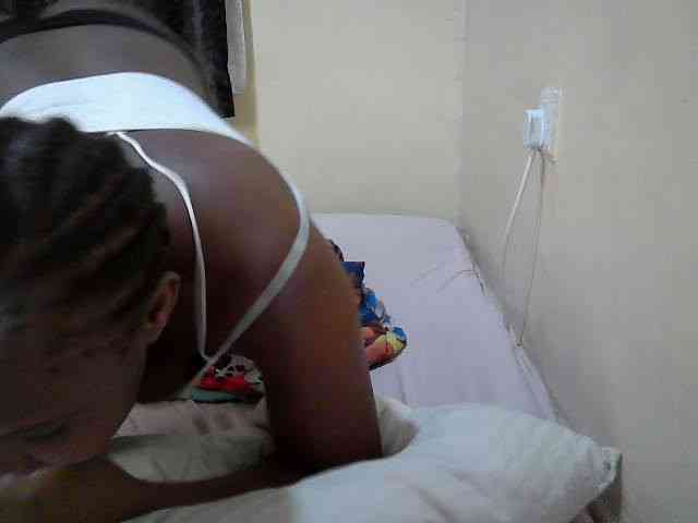 Sweet-Tiffany webcam