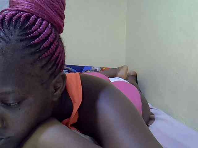 Sweet-Tiffany webcam