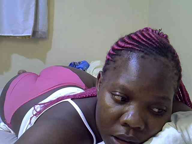Sweet-Tiffany webcam