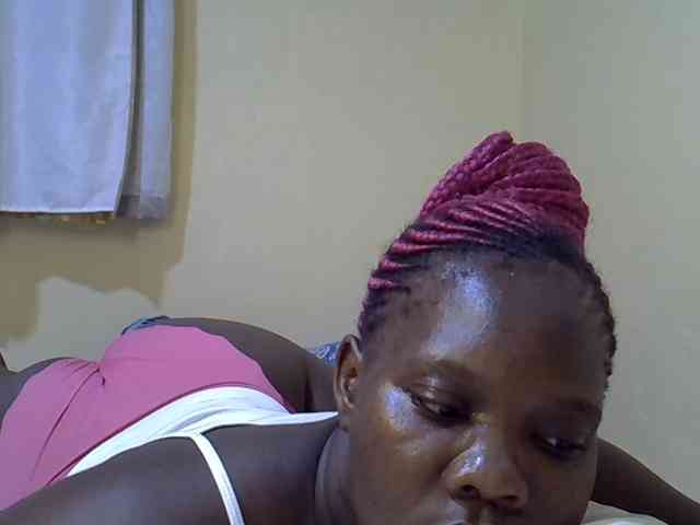 Sweet-Tiffany webcam