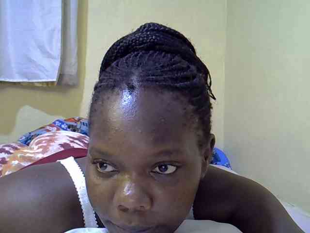 Sweet-Tiffany webcam