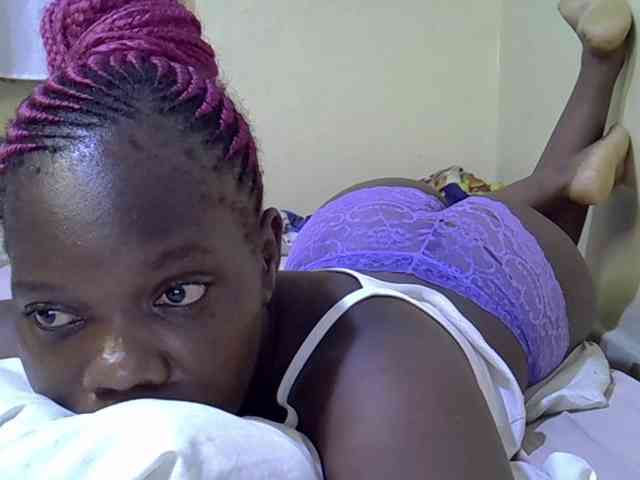 Sweet-Tiffany webcam