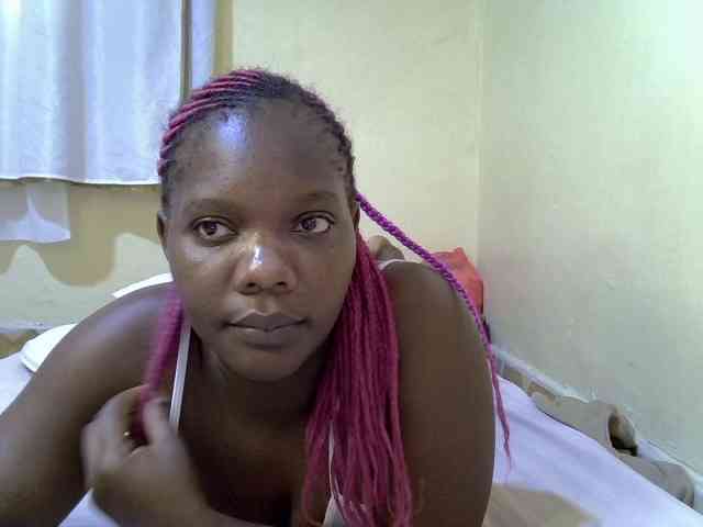 Sweet-Tiffany webcam