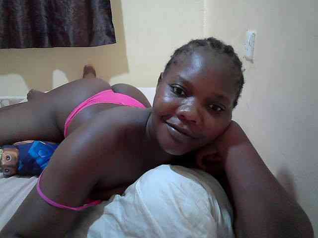 Sweet-Tiffany webcam