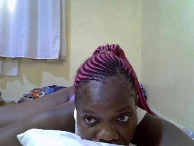 Sweet-Tiffany webcam