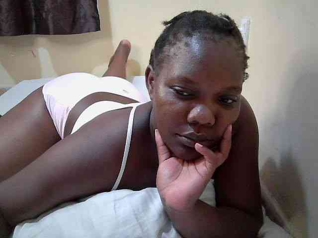 Sweet-Tiffany webcam