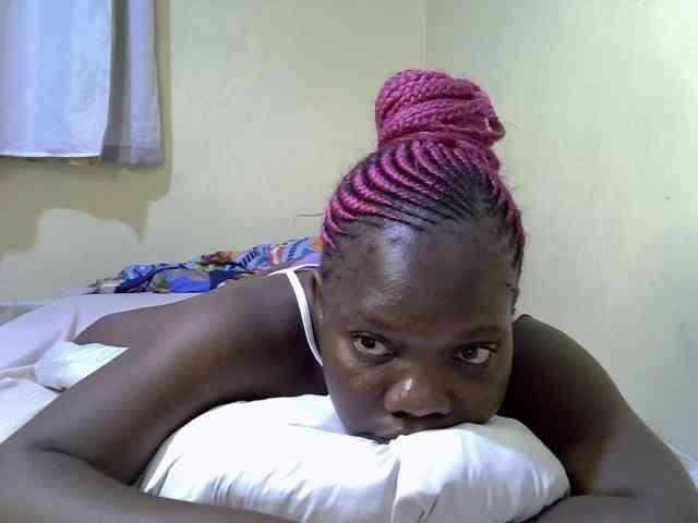 Sweet-Tiffany webcam