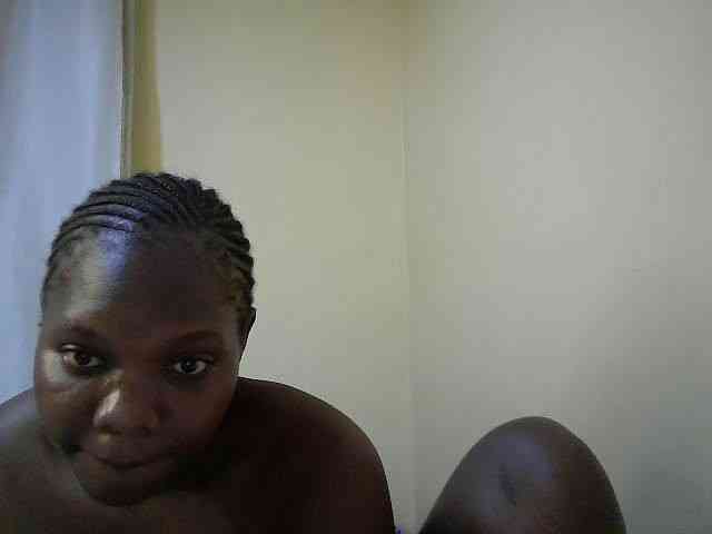 Sweet-Tiffany webcam