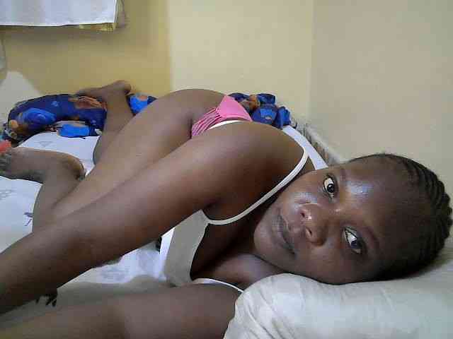 Sweet-Tiffany webcam