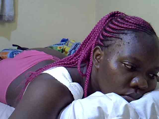 Sweet-Tiffany webcam