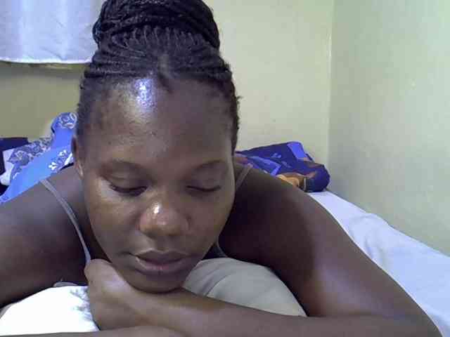 Sweet-Tiffany webcam