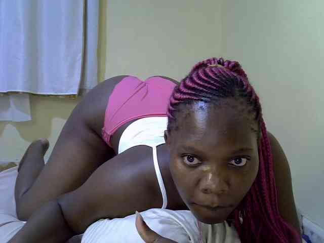 Sweet-Tiffany webcam