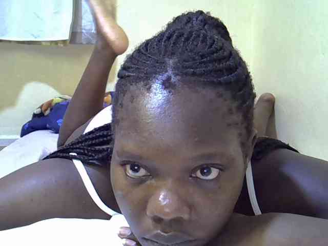 Sweet-Tiffany webcam