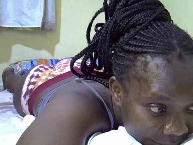 Sweet-Tiffany webcam