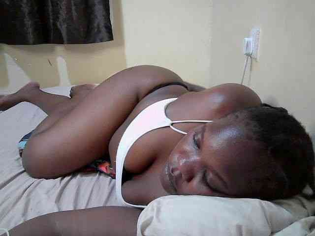Sweet-Tiffany webcam