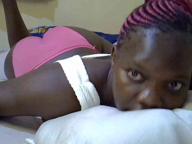Sweet-Tiffany webcam