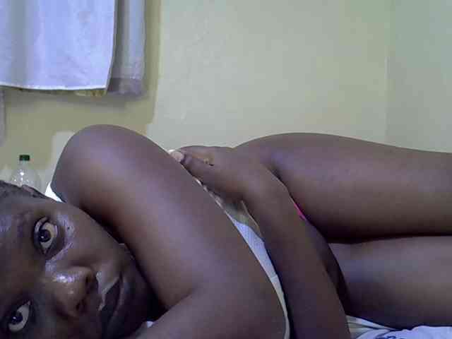 Sweet-Tiffany webcam