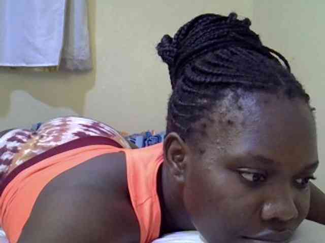 Sweet-Tiffany webcam