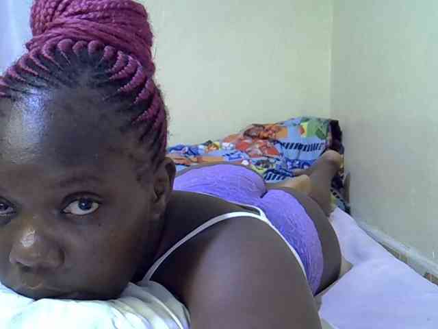 Sweet-Tiffany webcam