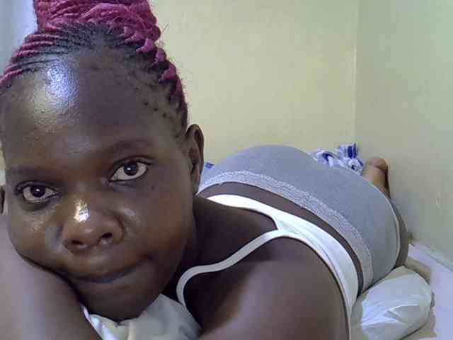 Sweet-Tiffany webcam