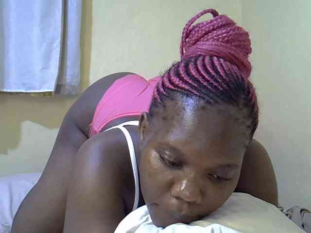 Sweet-Tiffany webcam