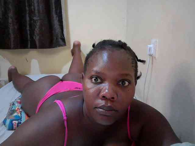 Sweet-Tiffany webcam