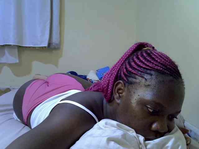 Sweet-Tiffany webcam