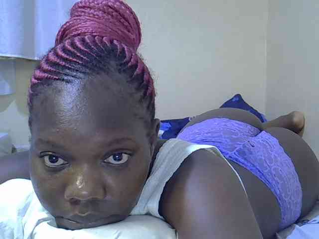 Sweet-Tiffany webcam