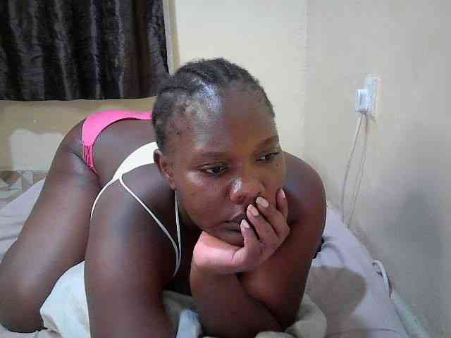 Sweet-Tiffany webcam