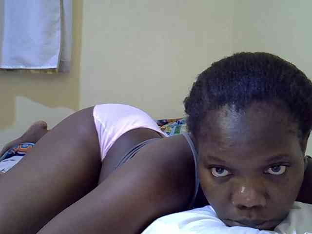 Sweet-Tiffany webcam