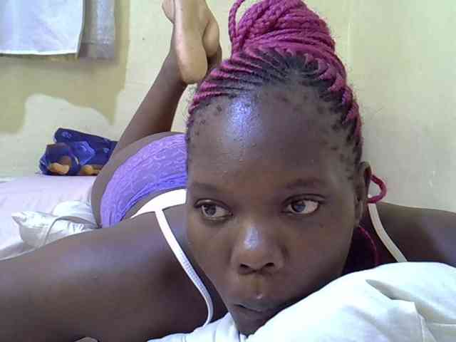 Sweet-Tiffany webcam