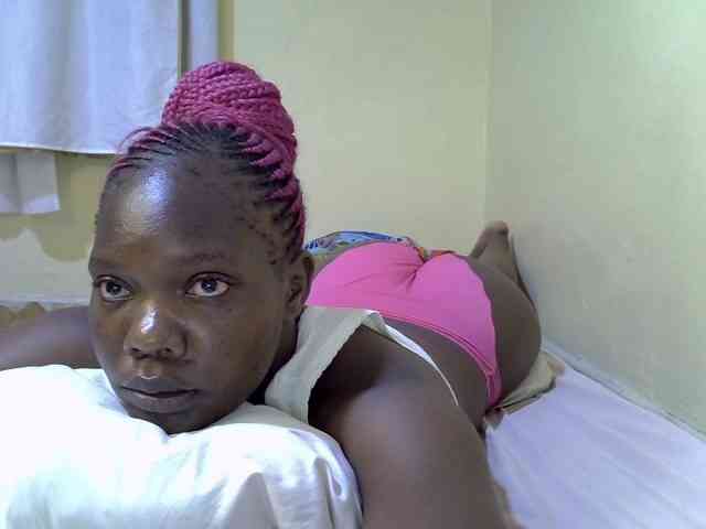 Sweet-Tiffany webcam