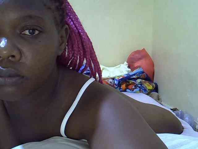 Sweet-Tiffany webcam