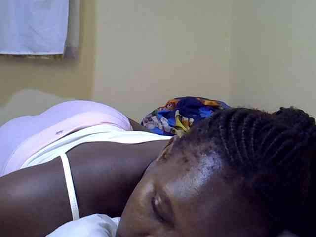 Sweet-Tiffany webcam