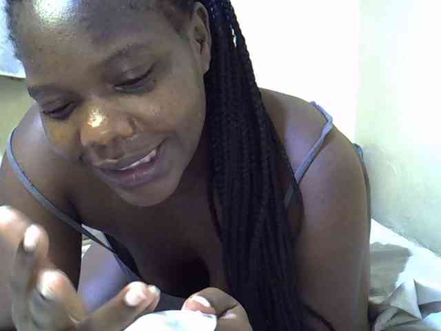 Sweet-Tiffany webcam