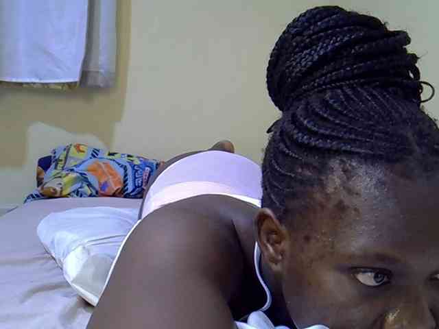 Sweet-Tiffany webcam