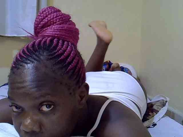 Sweet-Tiffany webcam