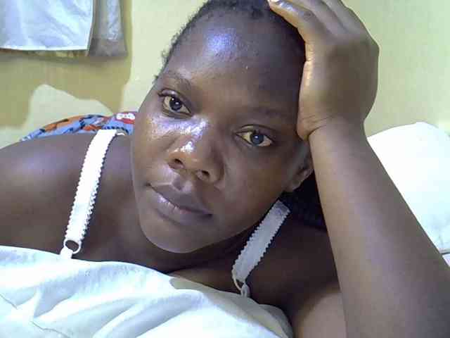 Sweet-Tiffany webcam