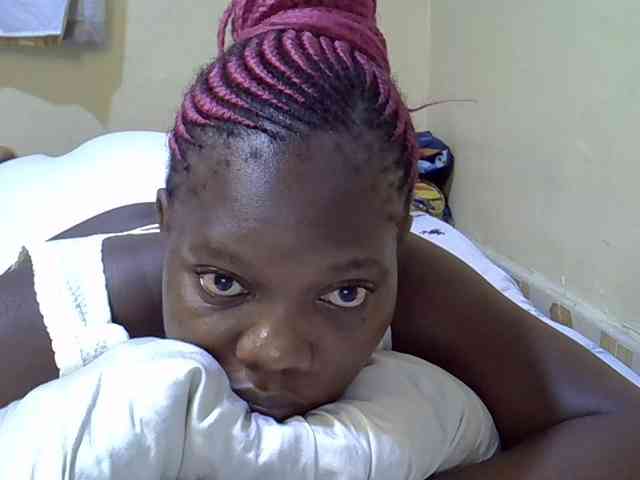 Sweet-Tiffany webcam