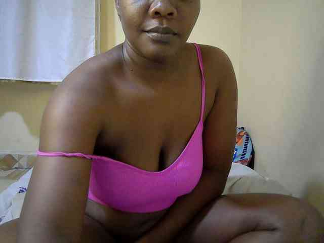 Sweet-Tiffany webcam