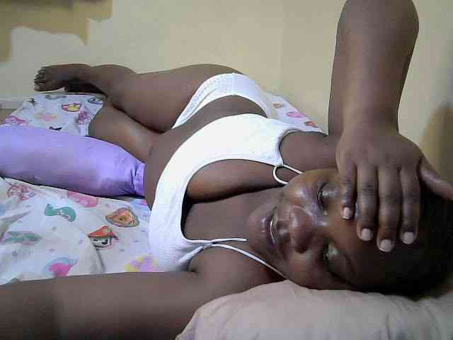 Sweet-Tiffany webcam