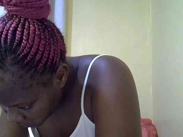 Sweet-Tiffany webcam