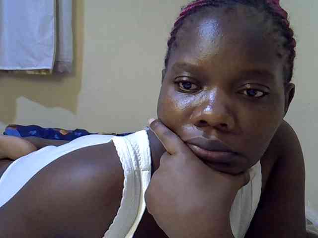 Sweet-Tiffany webcam